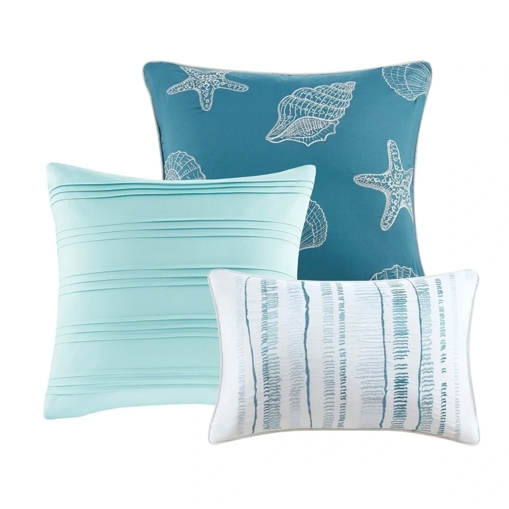 Madison Park Coastal Anchorage 6 Piece Printed Quilt Set with Throw Pillows